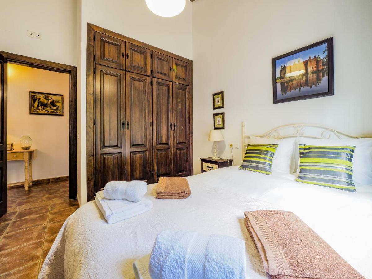 Cubo'S Villa Ruiz Alhaurín el Grande Buitenkant foto
