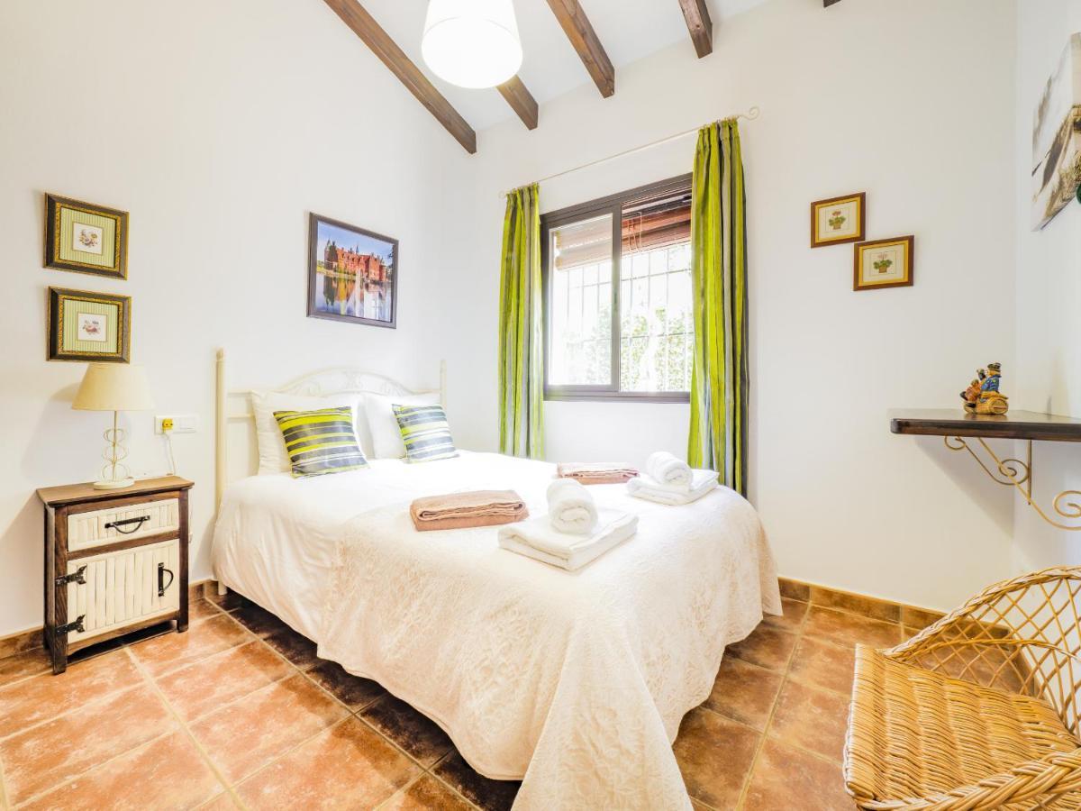 Cubo'S Villa Ruiz Alhaurín el Grande Buitenkant foto