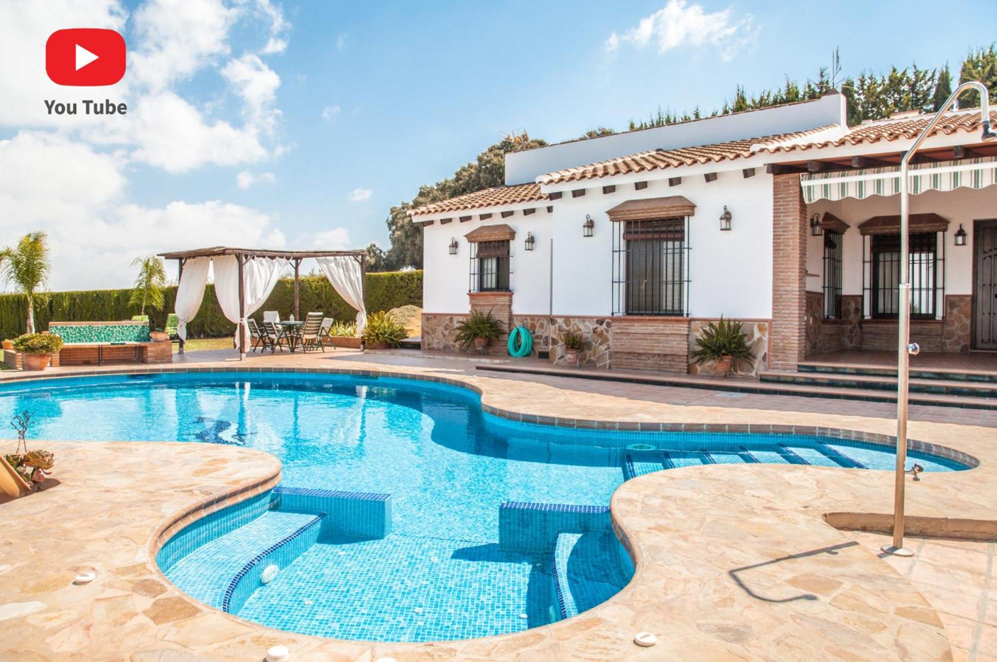 Cubo'S Villa Ruiz Alhaurín el Grande Buitenkant foto