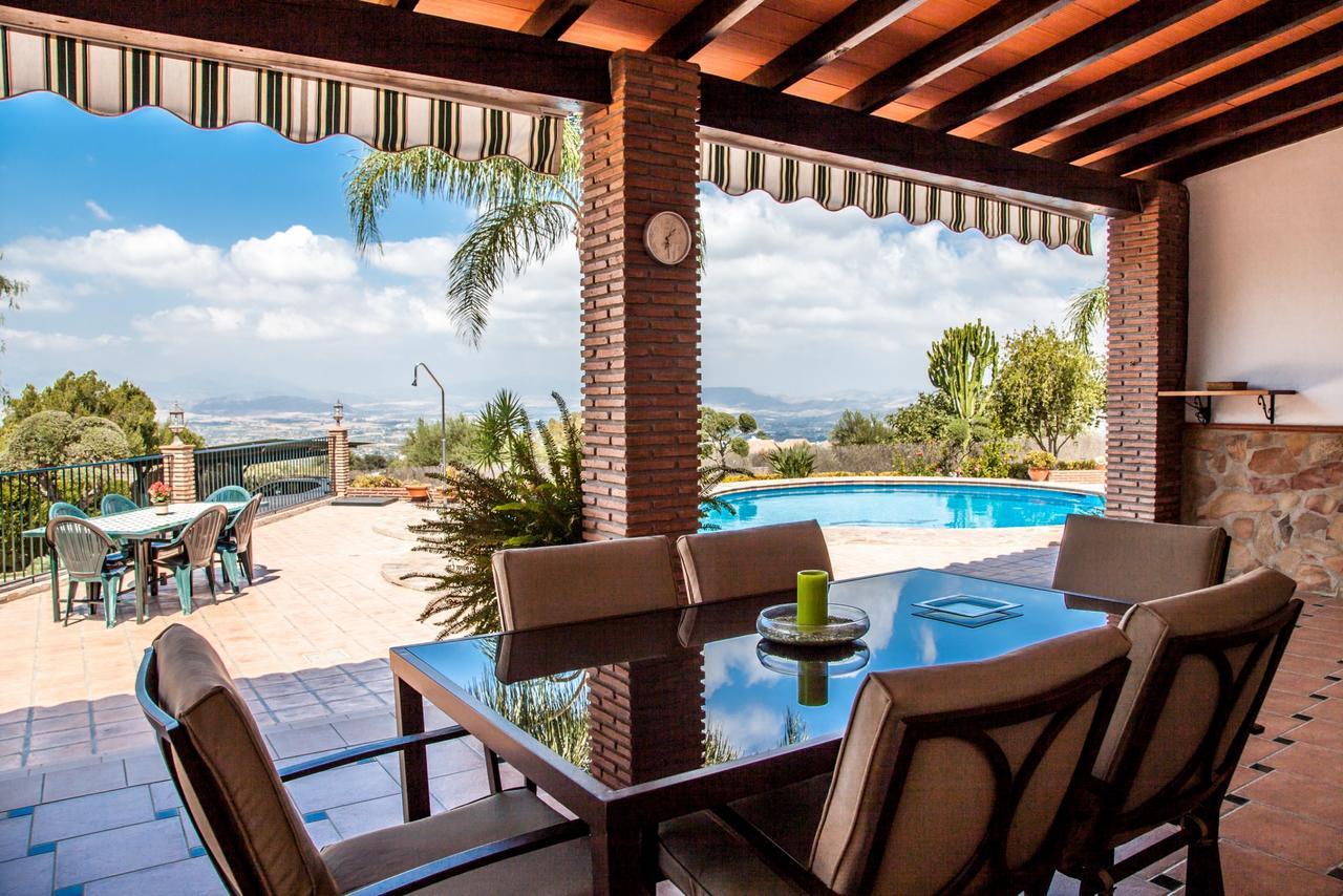 Cubo'S Villa Ruiz Alhaurín el Grande Buitenkant foto